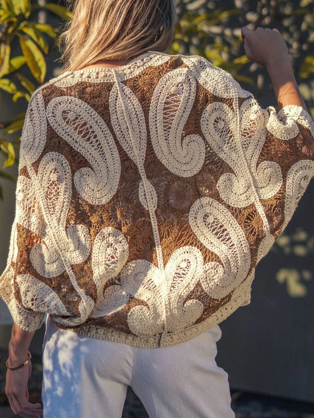 NWT Urban Daizy OS Crochet Butterfly Sleeve Cardigan Chocolate and Cream - Picture 3 of 10
